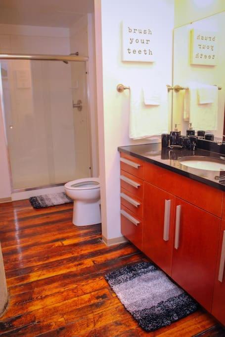 Cozy Stylish Downtown Loft Apartment เซนต์ลูอิส ภายนอก รูปภาพ